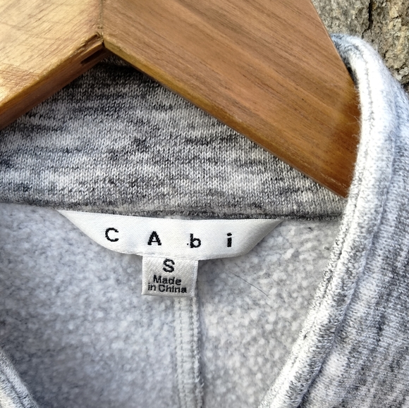 ⬇️ Price Drop!⬇️CAbi Jersey Jacket in size S - Picture 3 of 4